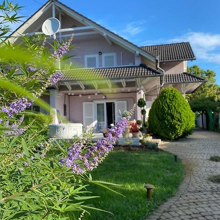 Villa Scamard Zamárdi Buitenkant foto